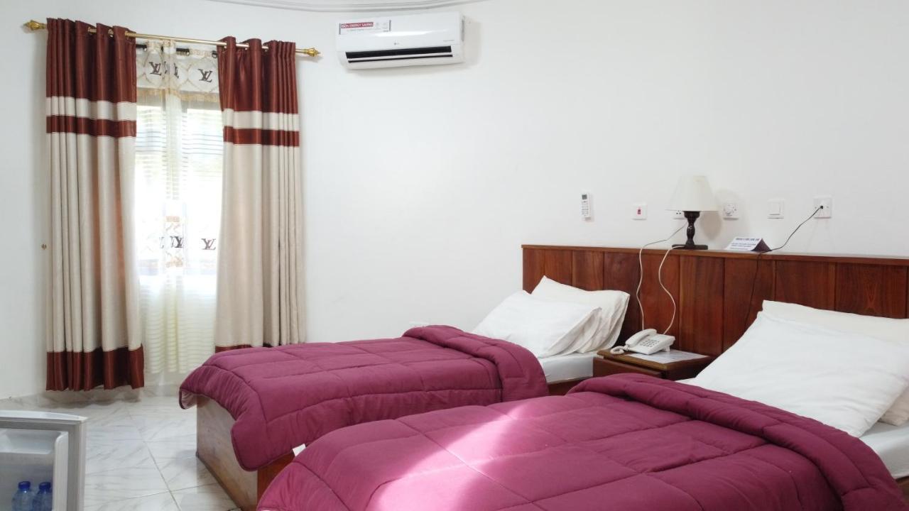 Charlestina Beach Resort Ampeni エクステリア 写真